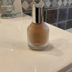 Haus Labs by Lady Gaga Triclone Skin Tech Foundation 280
